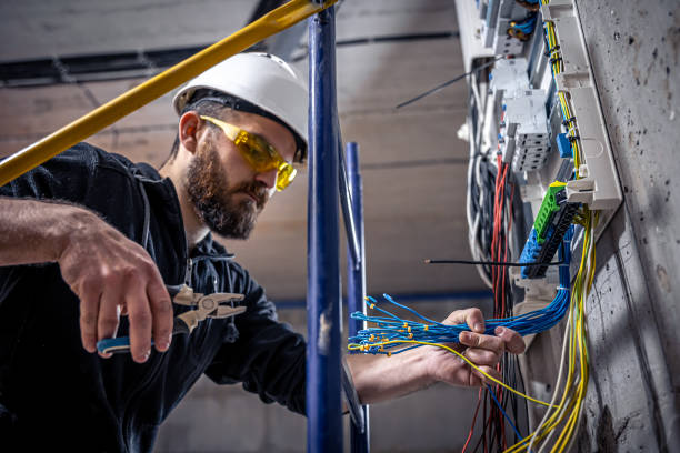 Best Circuit Breaker Repair  in Hoopeston, IL